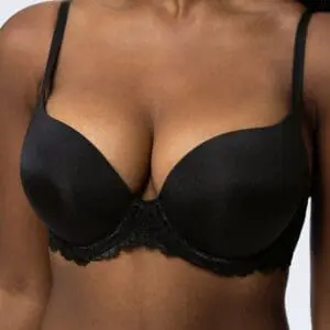 Claire Black (super push-up)